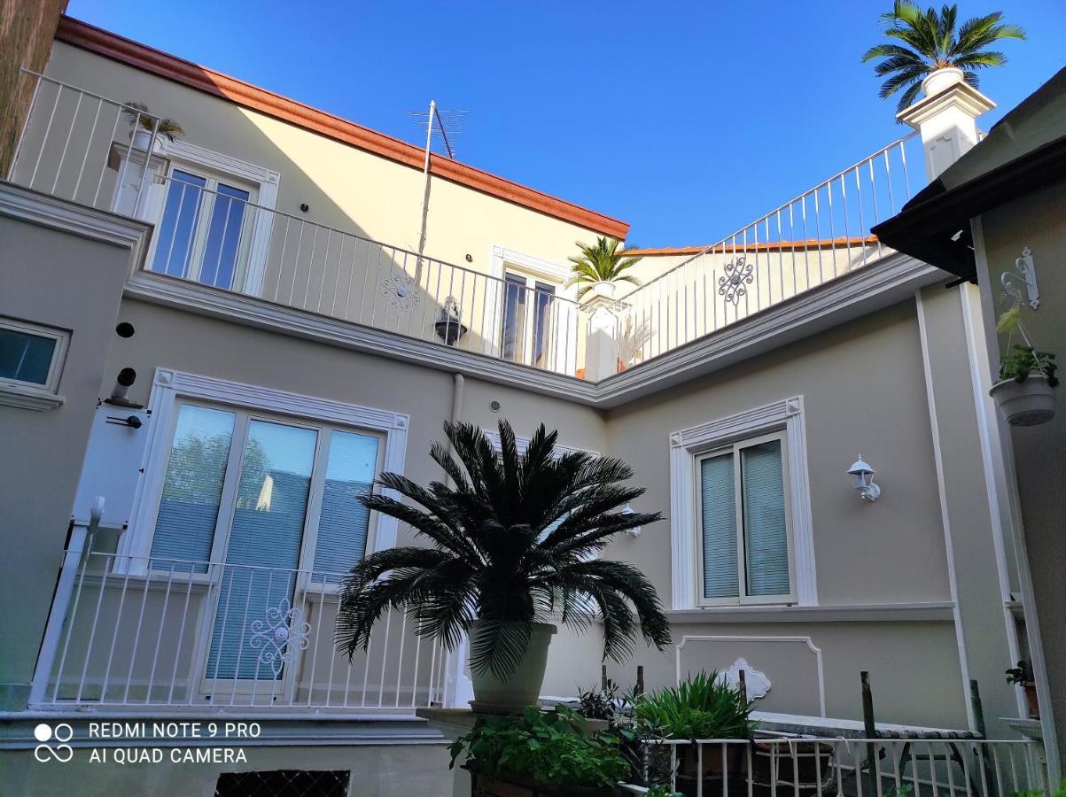 Affittacamere Silvagni Caserta Exteriör bild