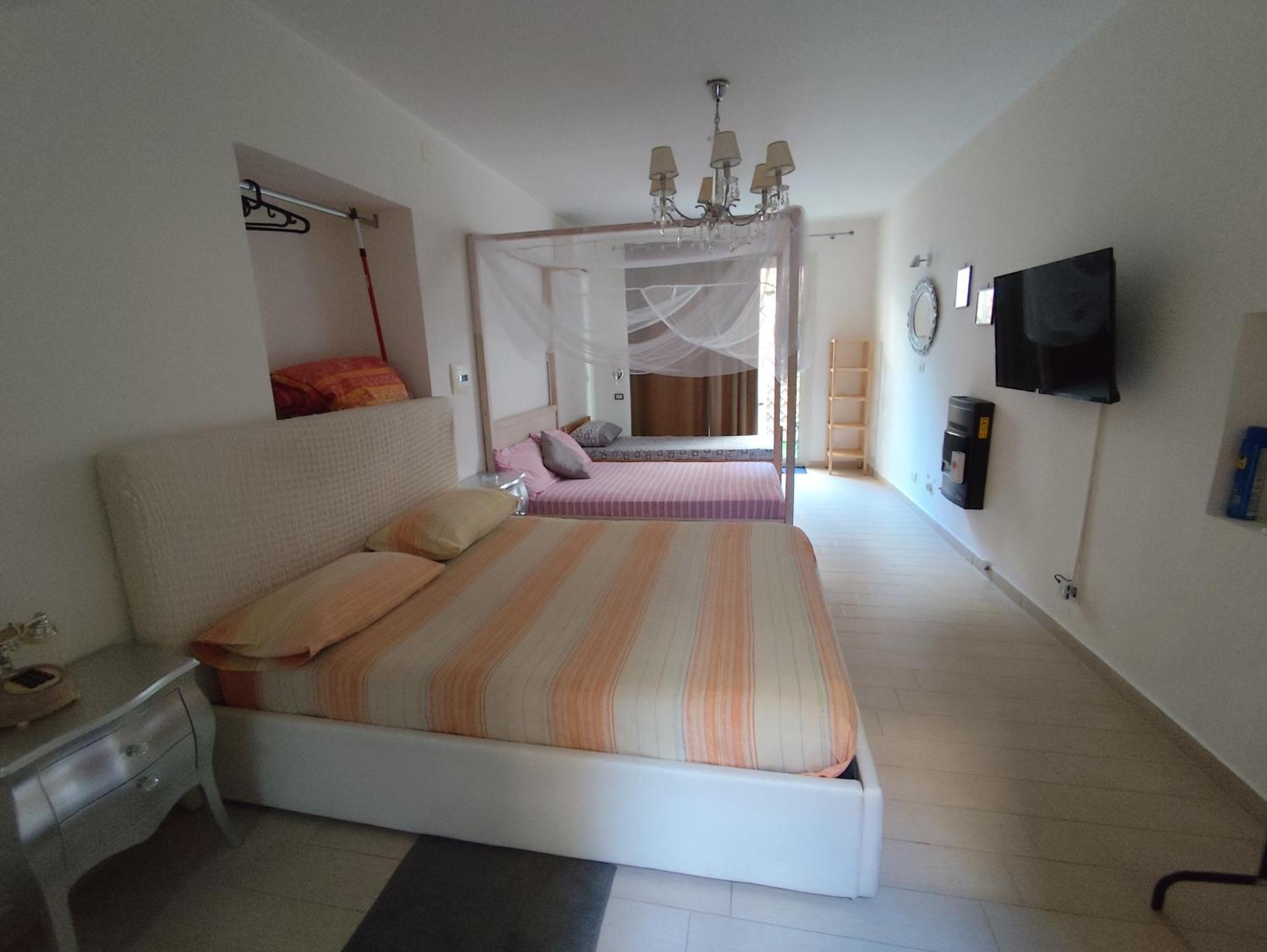 Affittacamere Silvagni Caserta Rum bild